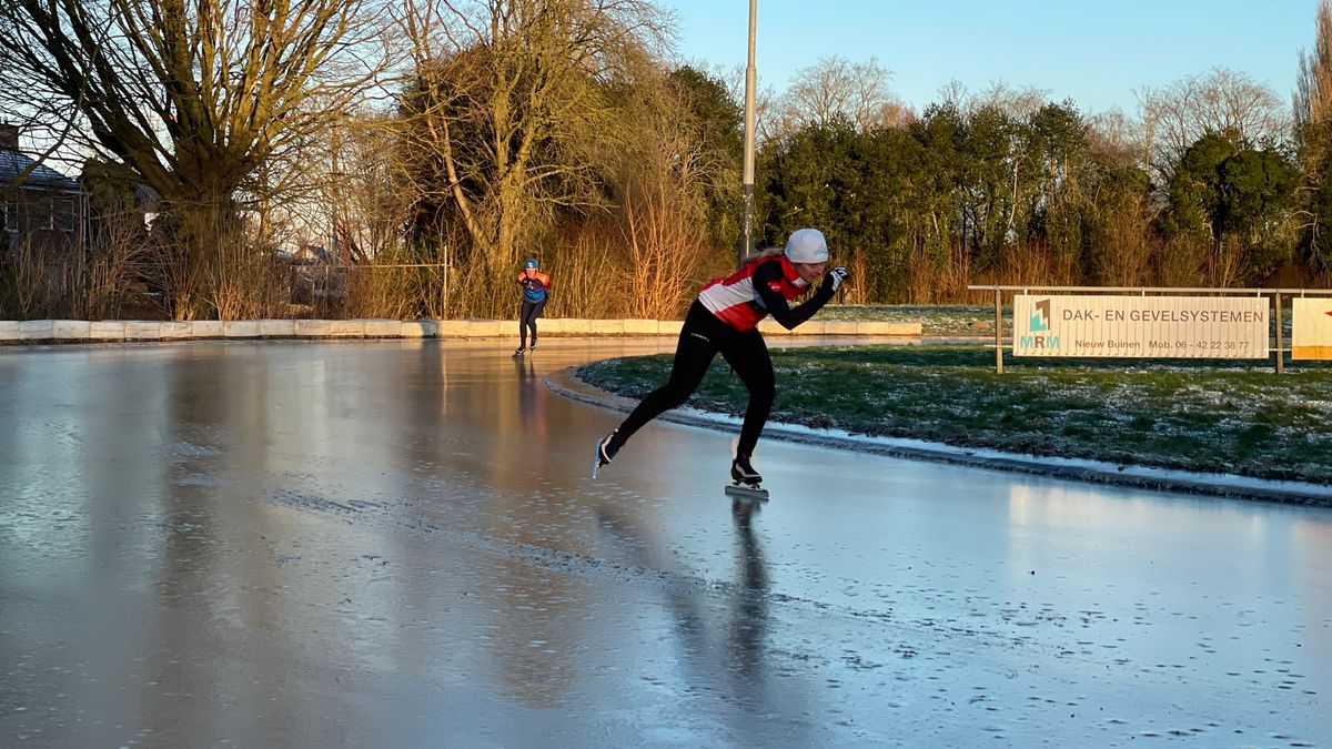 Nieuw-Buinen gaat letterlijk over één nacht ijs, maar eerste