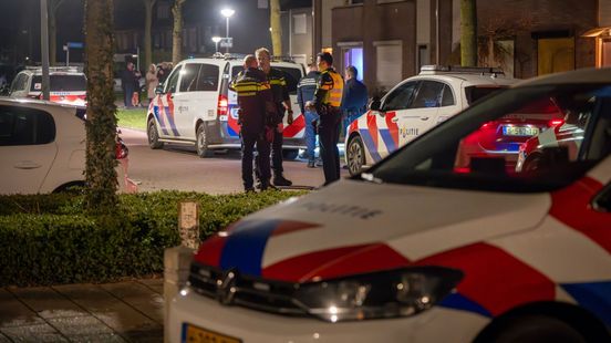 Verwarde man uit woning gehaald • gewonden bij ongeluk.