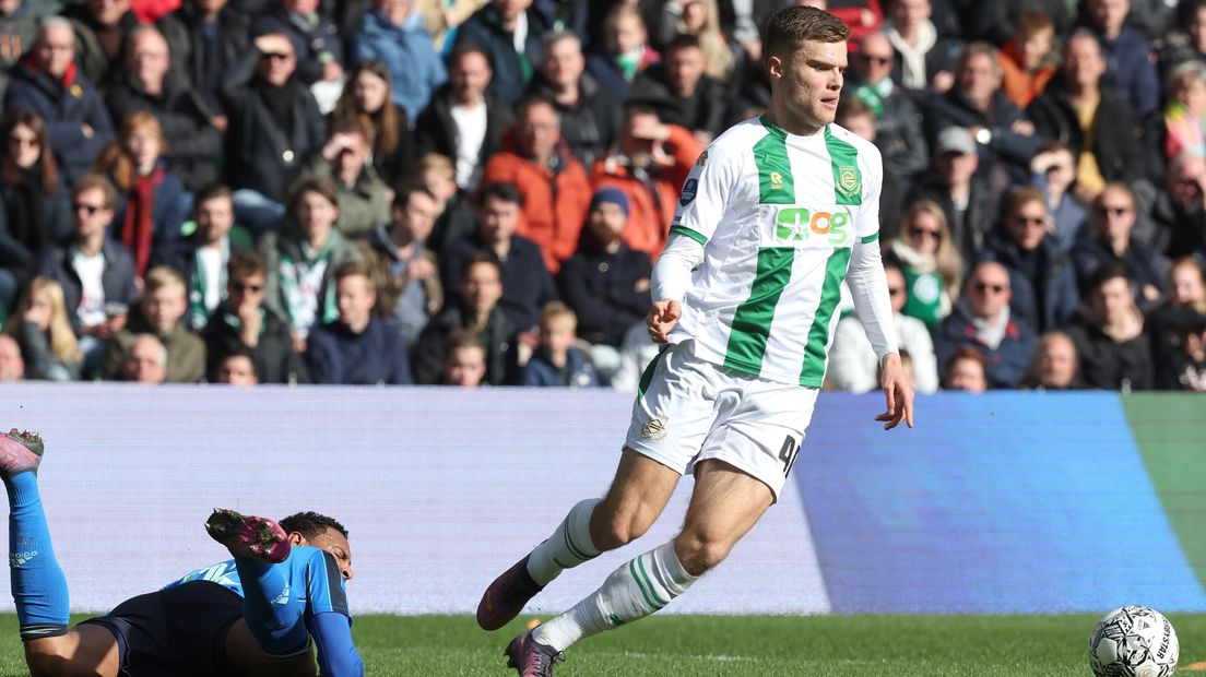 Bjorn Meijer in actie tegen Ajax