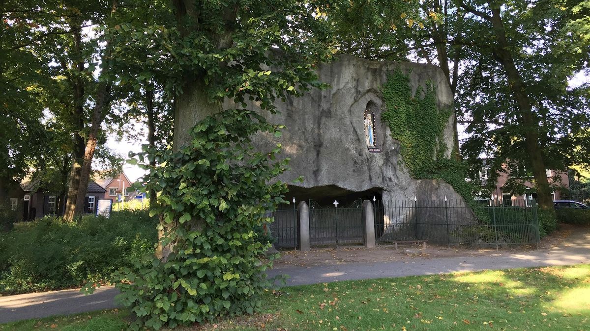 100 jaar Lourdesgrot in Luttenberg