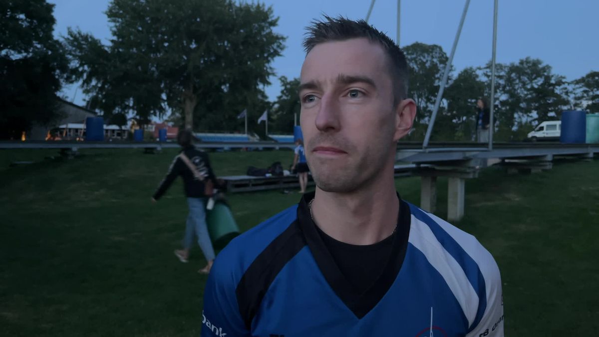 Bauke de Jong wint in It Heidenskip, met sprong die genoeg was geweest voor titel op FK