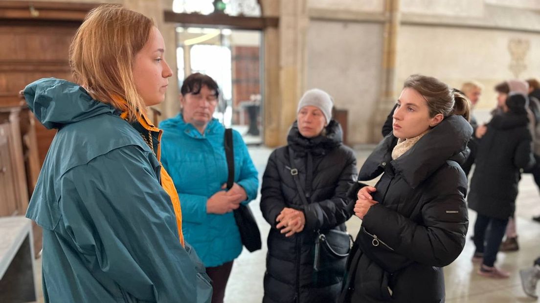 Oekraïense vluchtelingen ontmoeten potentiële werkgevers in Zwolle