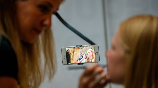 Kabinet komt met strengere regels en hogere boetes voor familie vloggers