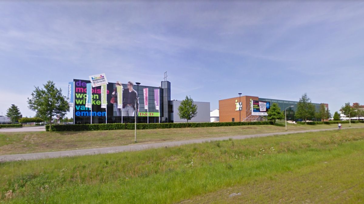Altijd koopzondag Woonboulevard Emmen: 'Het zijn grote bedrijven die