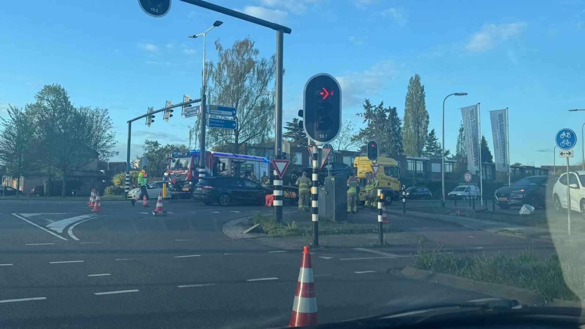 Natuurbrand bij 't Harde houdt hulpdiensten al twee dagen bezig — image 6