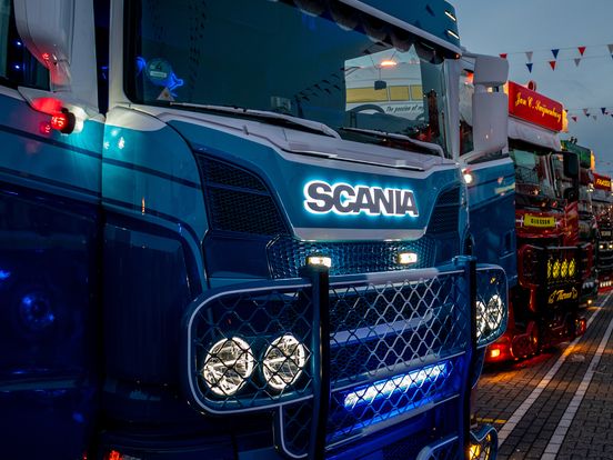 Kijk terug: massale uittocht vrachtwagens van Truckstar