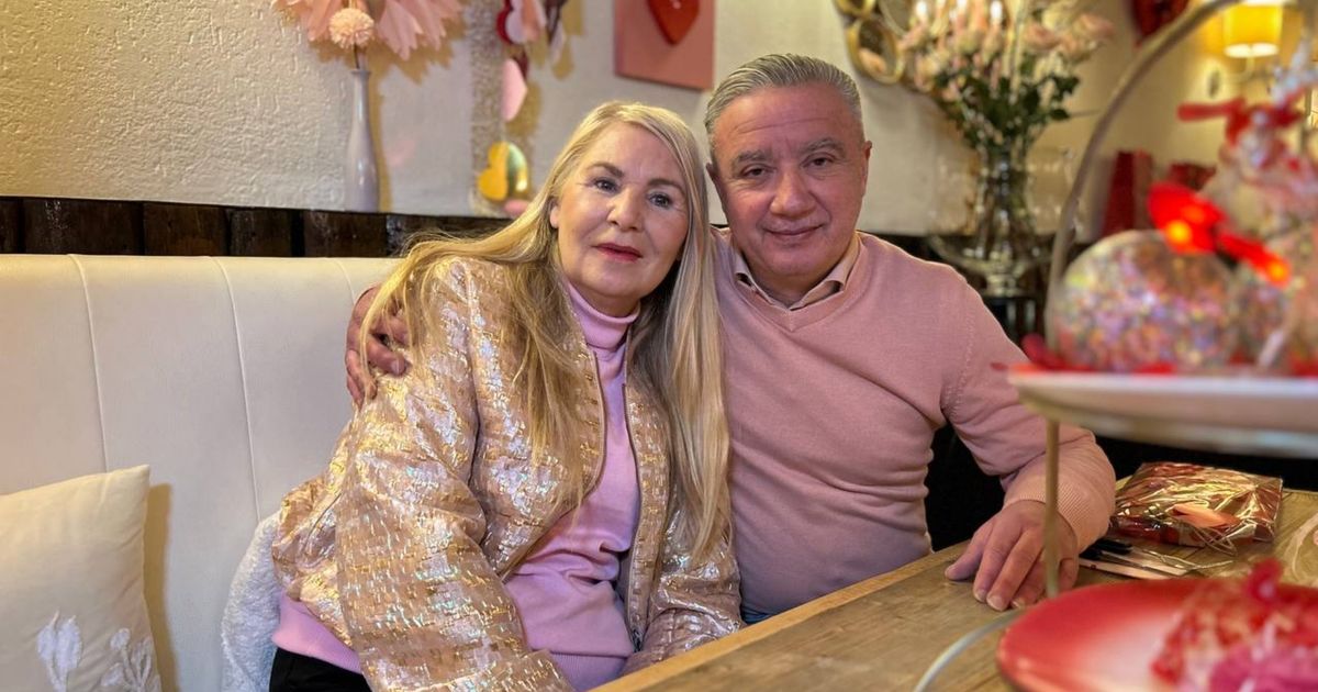 バレンタインデー: ダルとジャニーがレストランを飾りました: 「彼はアシスタントです」