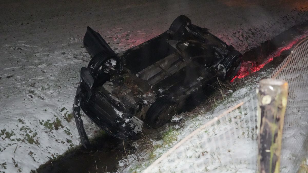 Auto in de sloot in Balkbrug