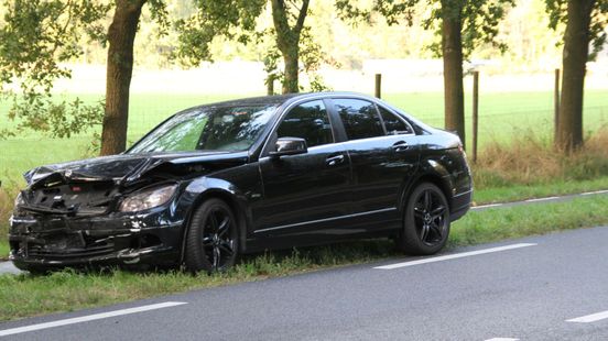 Gewonden bij kop-staartbotsing | Voetganger zwaargewond bij aanrijding Zwolle. Gewonden bij kop-staartbotsing | Voetganger zwaargewond bij aanrijding Zwolle.
