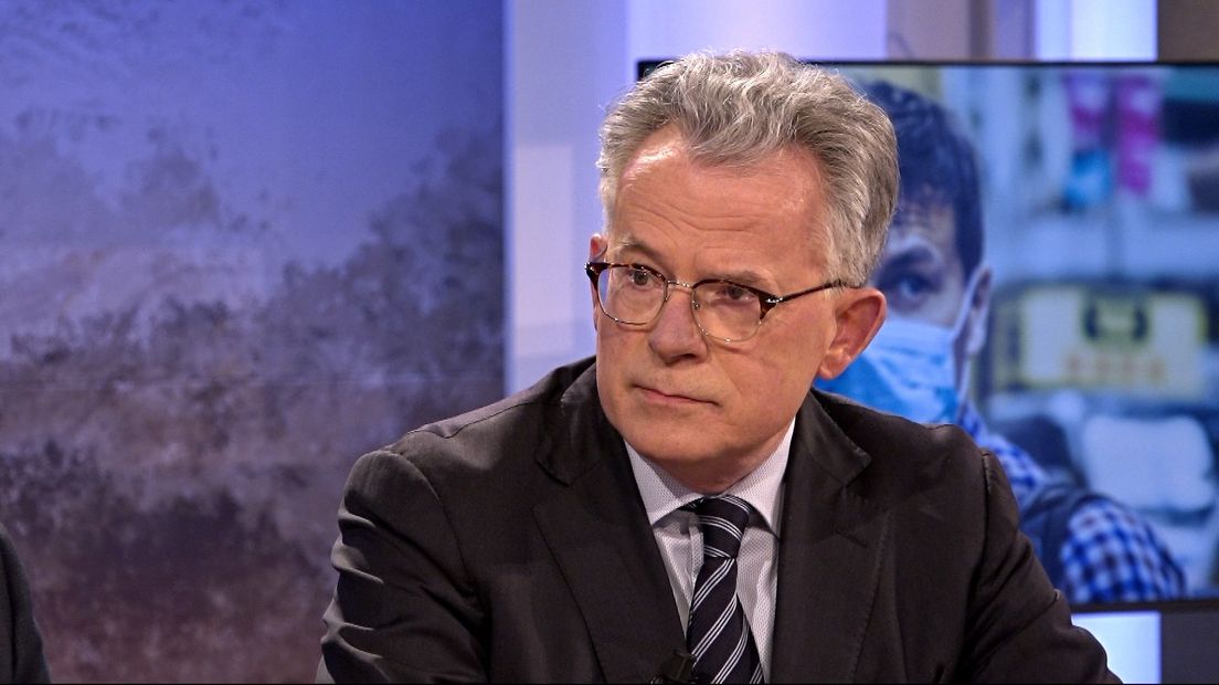 Burgemeester Koen Schuiling in de studio van Noord Vandaag