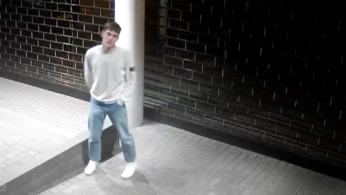 Man trapt voor 8.000 euro kapot bij bedrijf tegenover politiebureau in Enschede