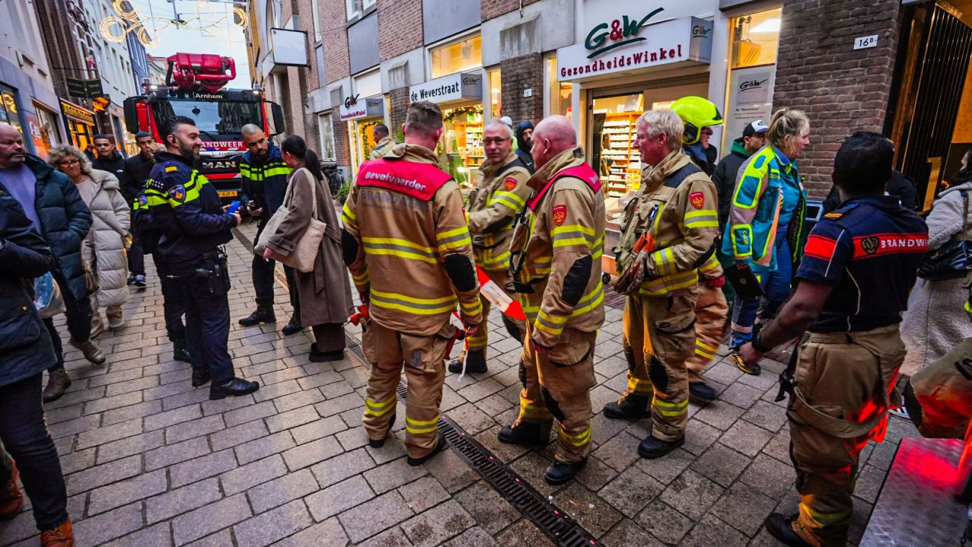 Brand In Winkelcentrum • Aanhouding Na Brandstichting - Omroep Gelderland