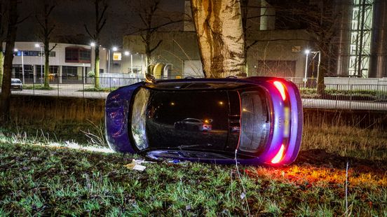 Auto over de kop na dollemansrit