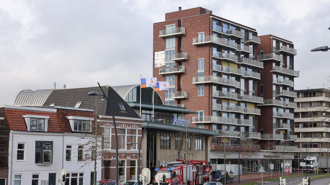 Stenen uit gevel gewaaid in Zwolle