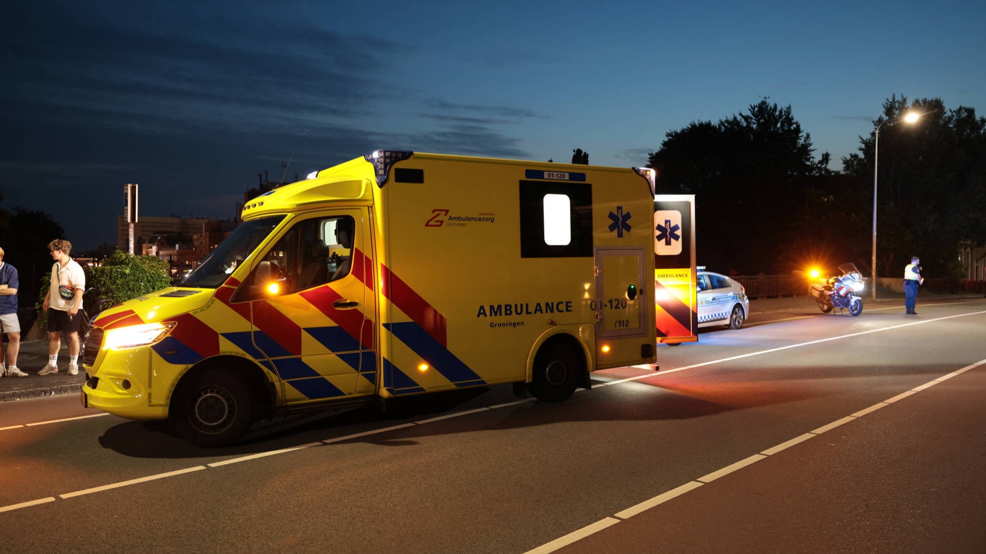 112-nieuws vrijdag 26 juni: Fietsster zwaargewond bij aanrijding Hereweg, automobilist aangehouden.