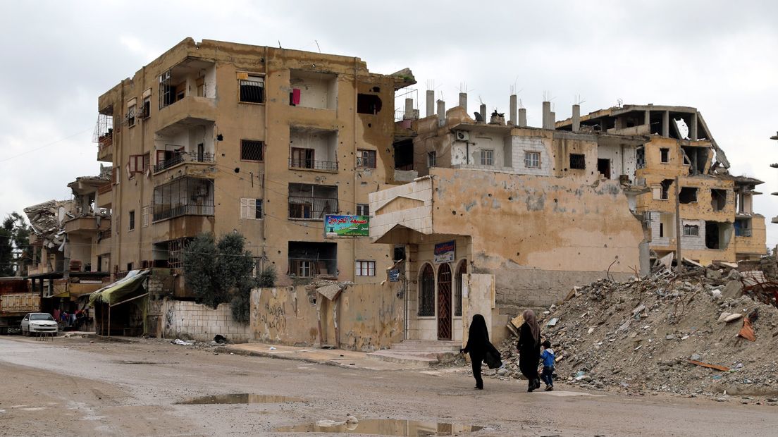 Foto ter illustratie: straatbeeld van de Syrische stad Raqqa