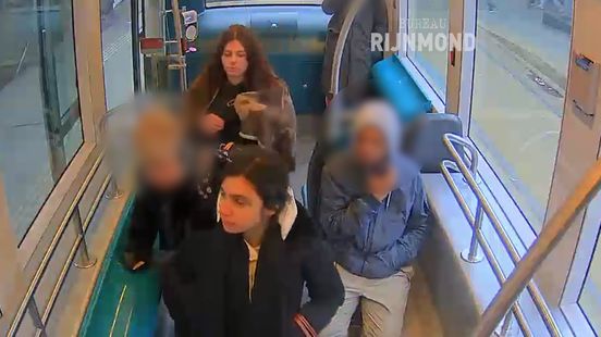 Vrouw bestolen door twee vrouwelijke zakkenrollers in tram bij station Blaak