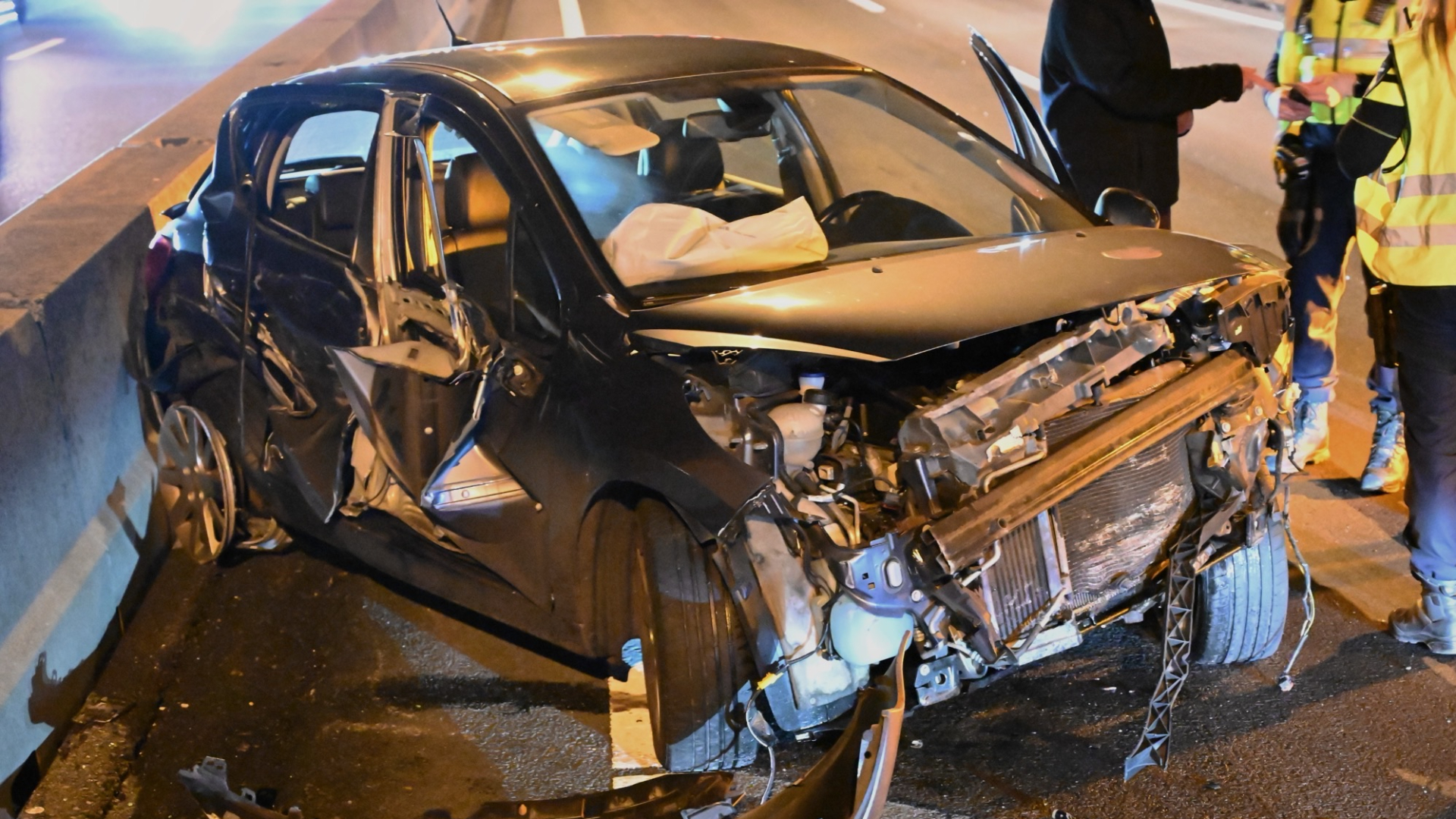 Rijbewijs en auto ingevorderd na ongeluk A27