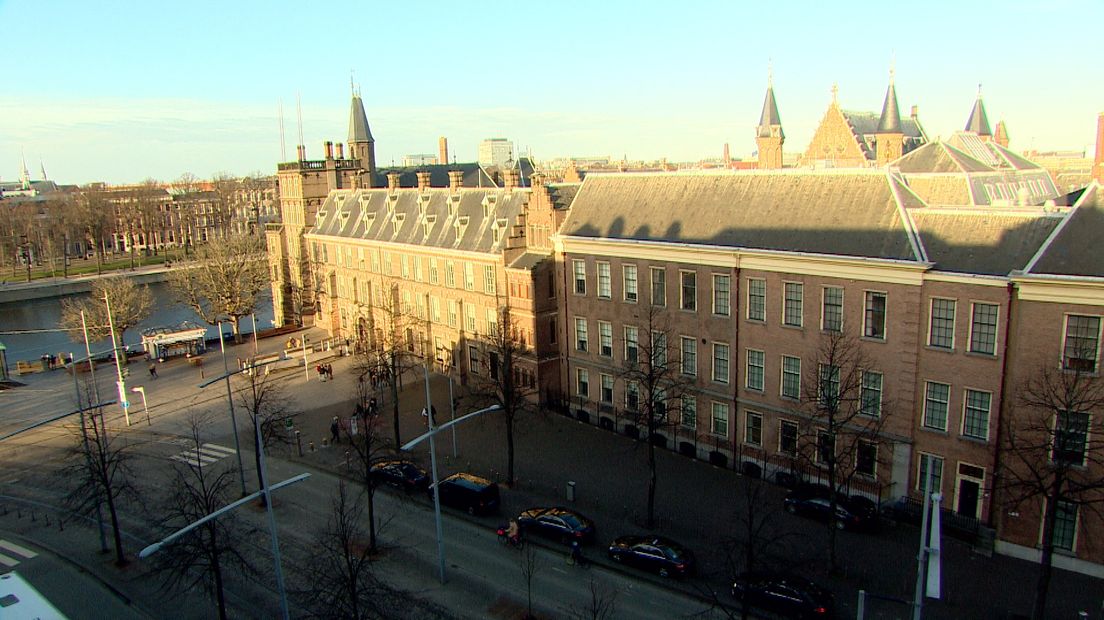 Het Binnenhof in Den Haag, ook hier moet krachtiger worden gelobbyd, zegt Polman