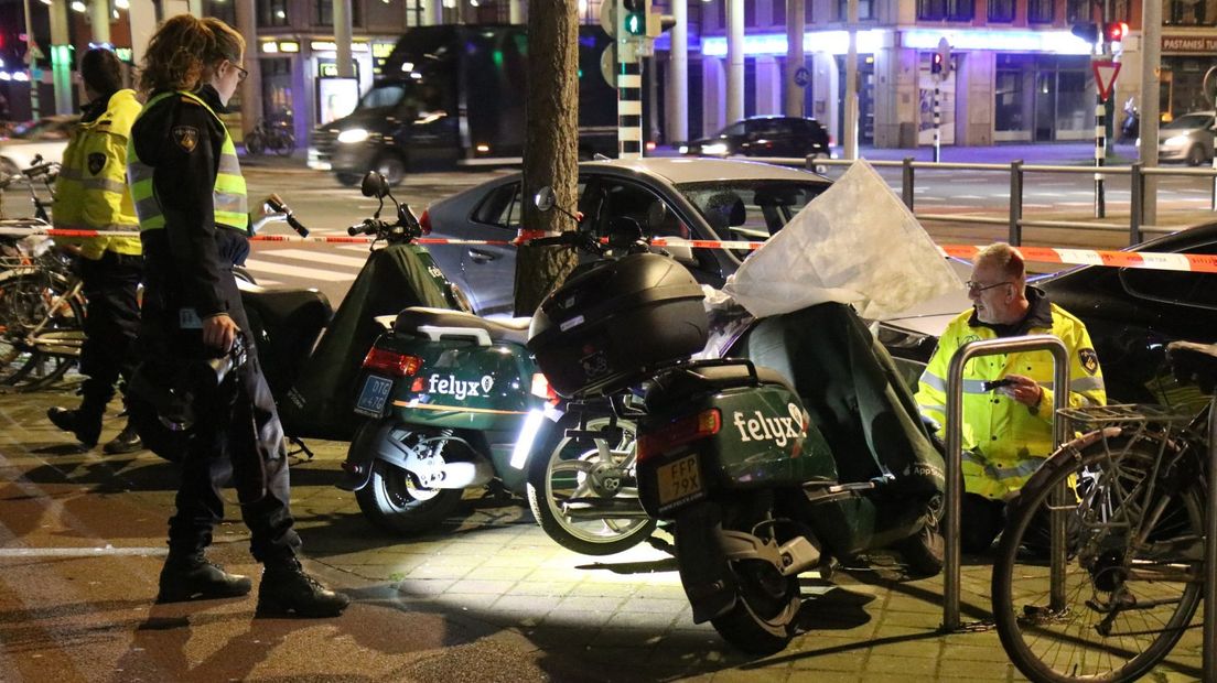 De politie onderzoekt de scooter die bij de aanrijding was betrokken