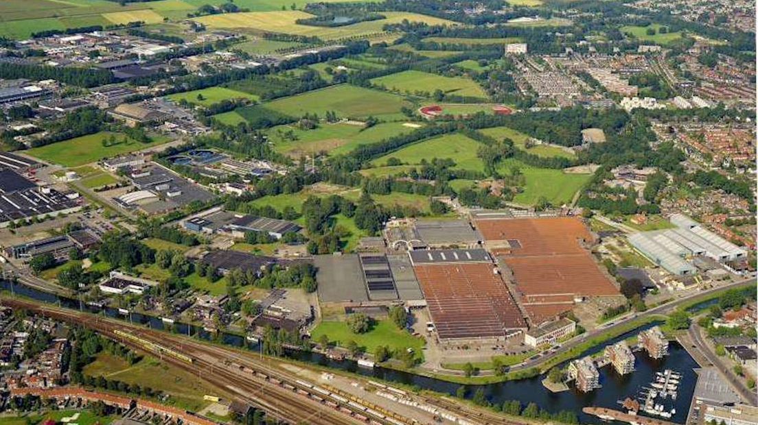 Oude complex van Ten Cate, het Indieterrein