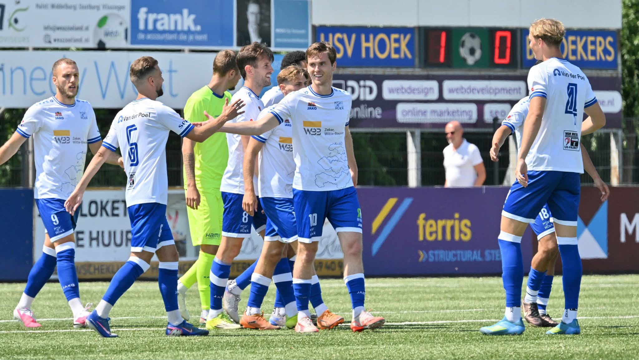 Hoek in laatste halfuur langs talenten AA Gent