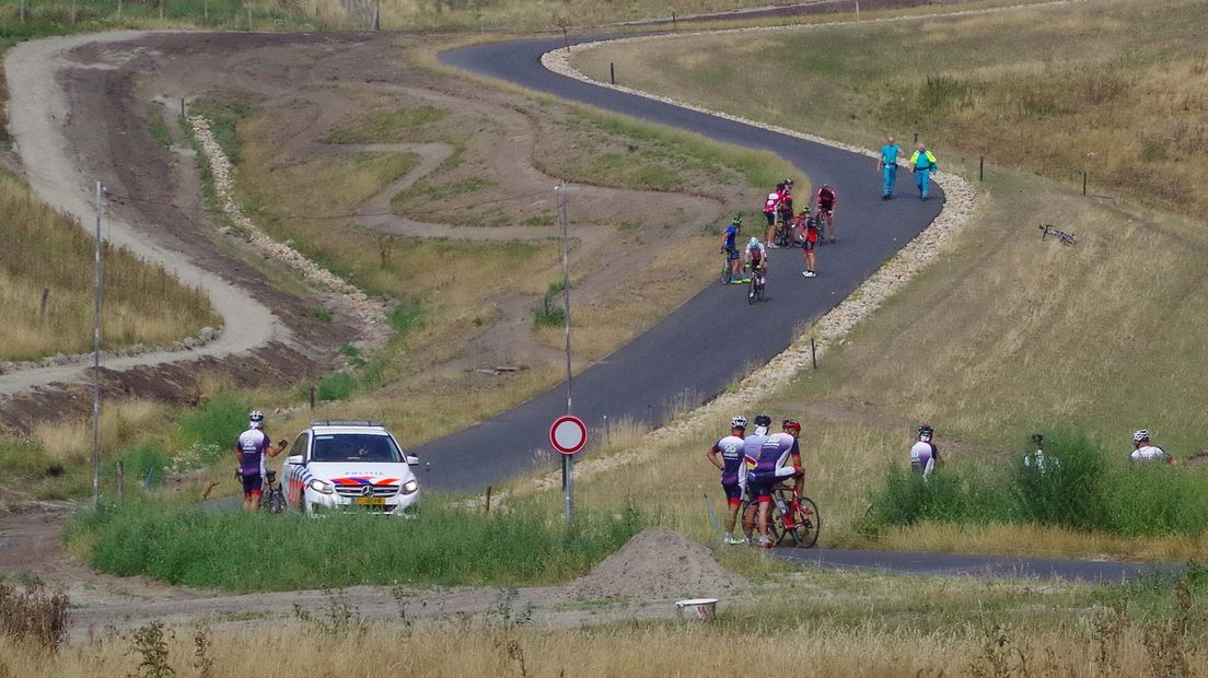 De wielrenner die viel op de VAM-berg is overleden (Rechten:Persbureau Meter)