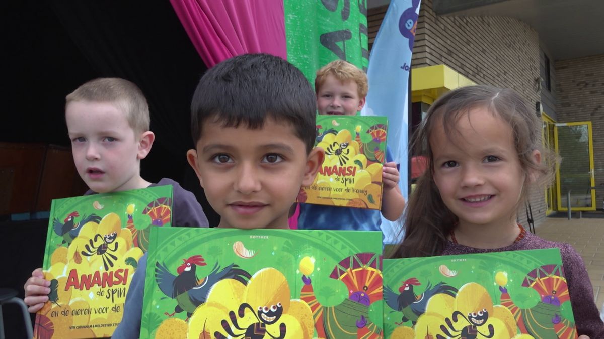 Opblaasbios op het schoolplein: kids in Steenwijk kijken hun ogen uit