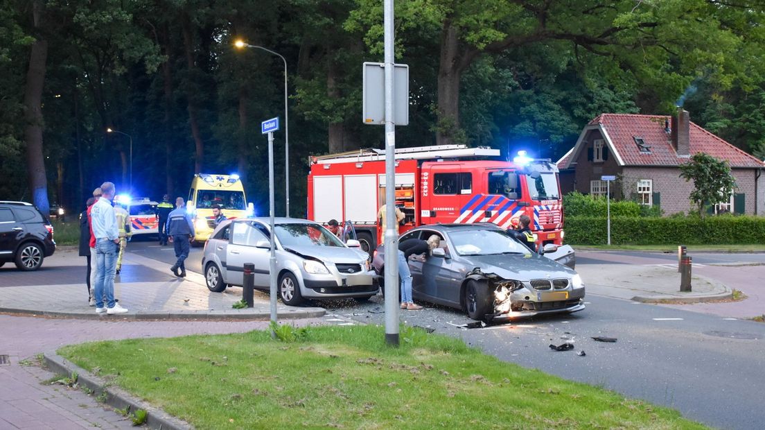 Botsing emmen boslaan dennenlaan