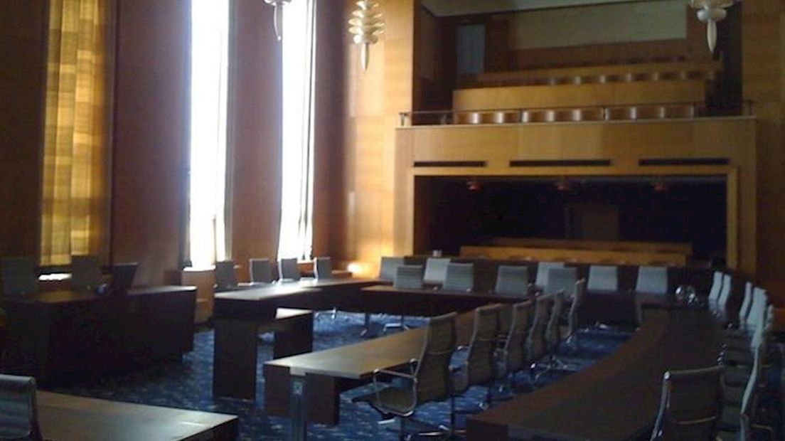 Lege raadszaal, zeker 10 weken per jaar