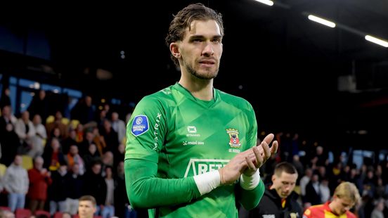 Bekerheld vertrekt uit Deventer: De Busser verruilt Go Ahead Eagles voor AZ Home