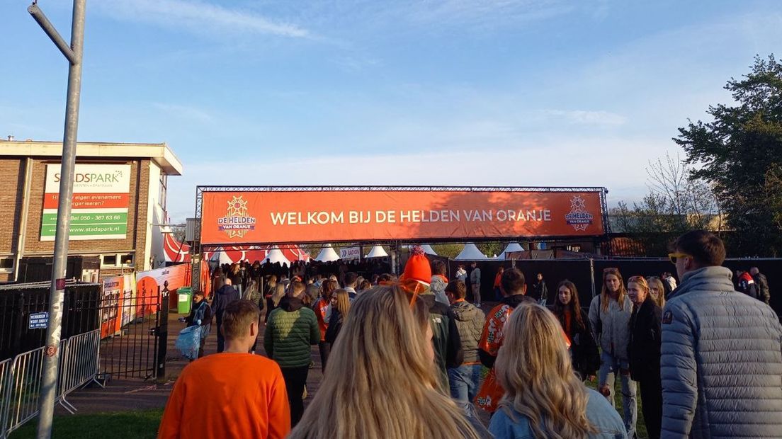 Voor de ingang van het Stadspark