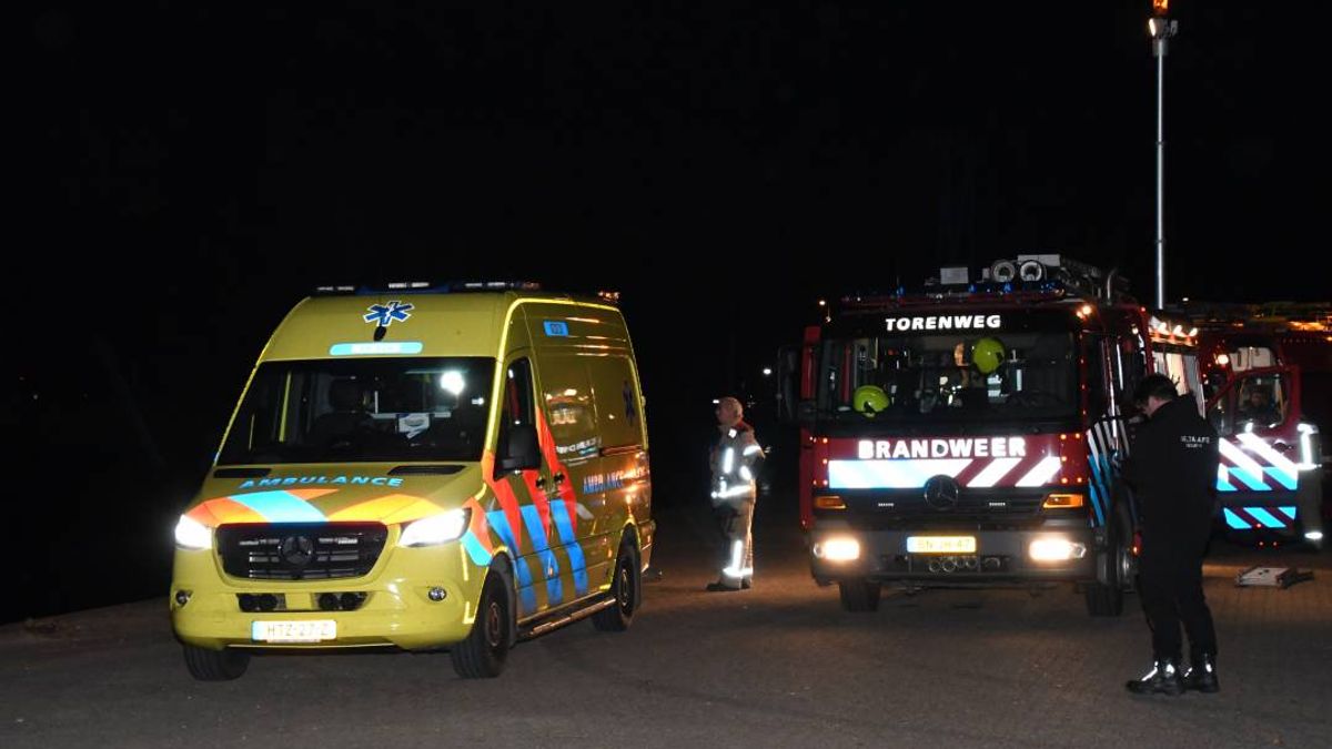 Auto te water in Middelburg, twee inzittenden gered