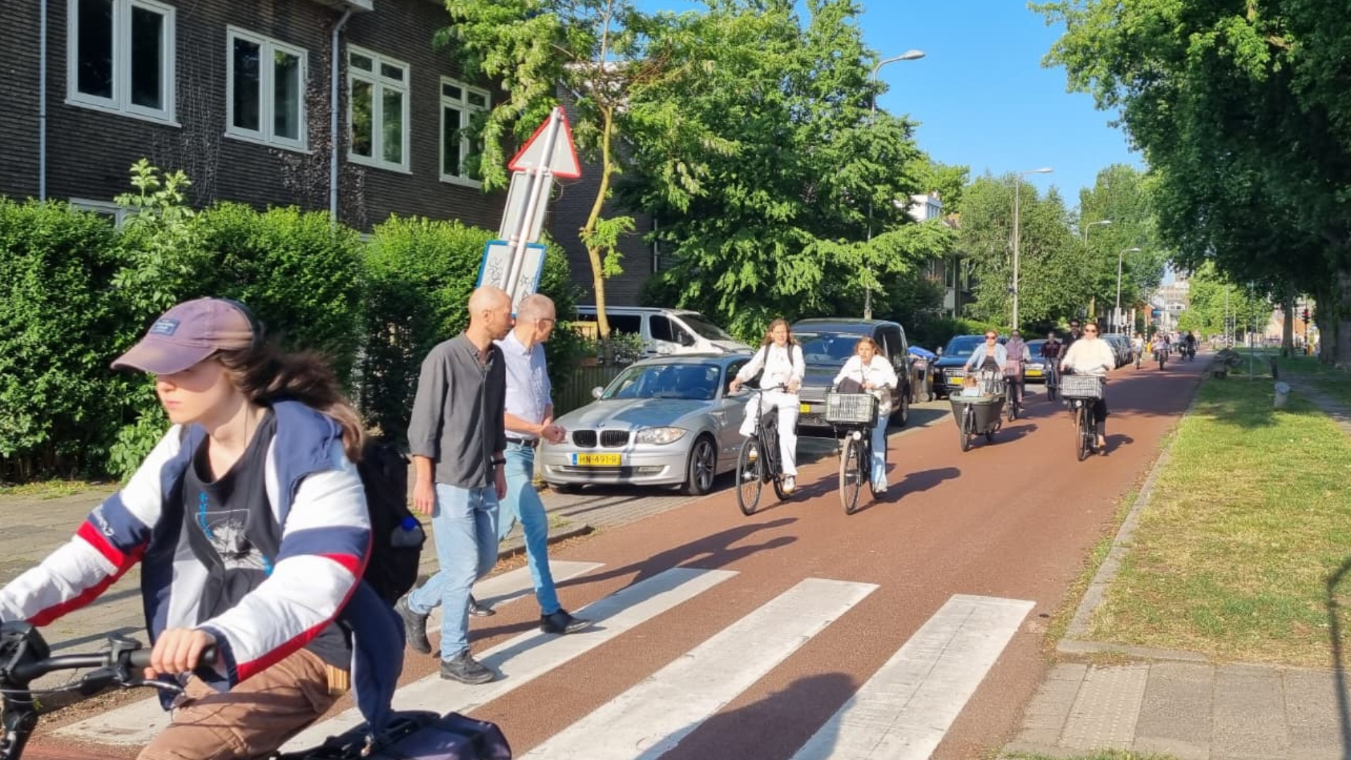 Fietsstraat richting binnenstad Utrecht zo populair dat oversteken gevaarlijk wordt