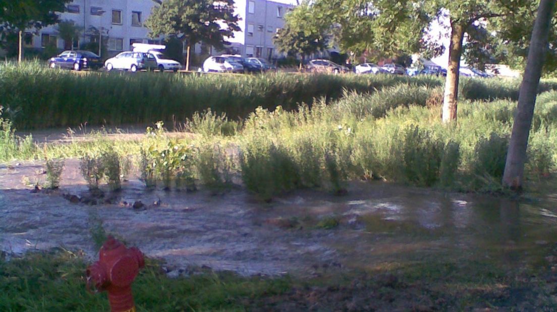 Bewoners van Arnhem-Zuid zaten donderdagochtend enkele uren zonder water.