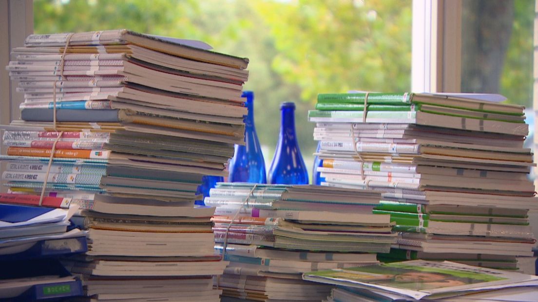 Boekenstapel middelbare scholen