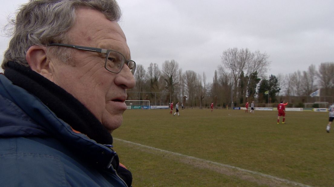 'Een derde van de Zeeuwse voetbalclubs gaat verdwijnen'