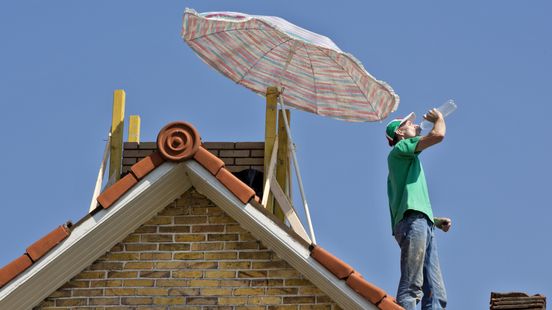 FNV wil afspraken over werken in hitte: 'Soms onverantwoord om door te werken' Home