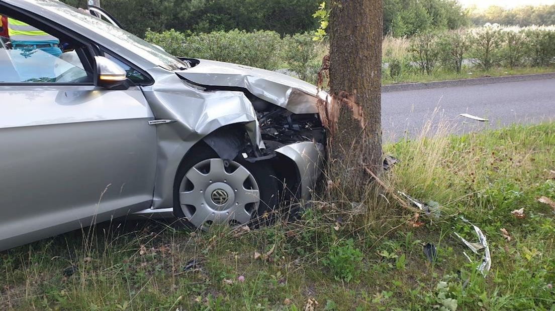 Automobilist gewond geraakt bij aanrijding in Hengelo