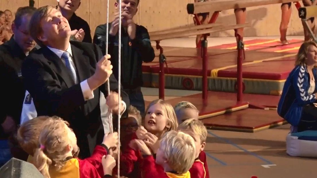 De opening door de koning