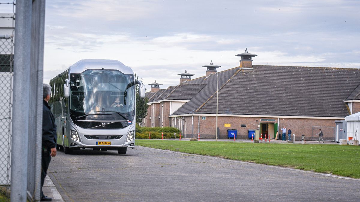 Opvanglocatie Zoutkamp zit vol, nieuwe Afghaanse evacuees gaan naar Zeist (update)