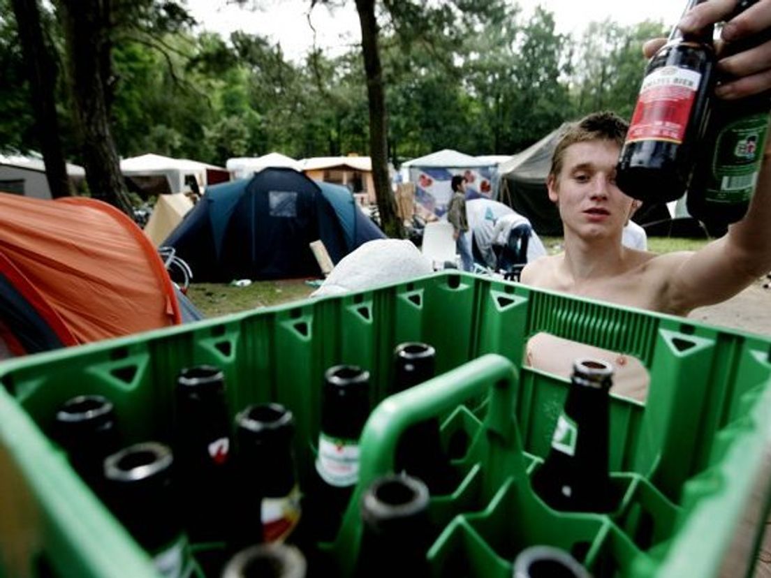 alcohol1.cropresize.2.jpg