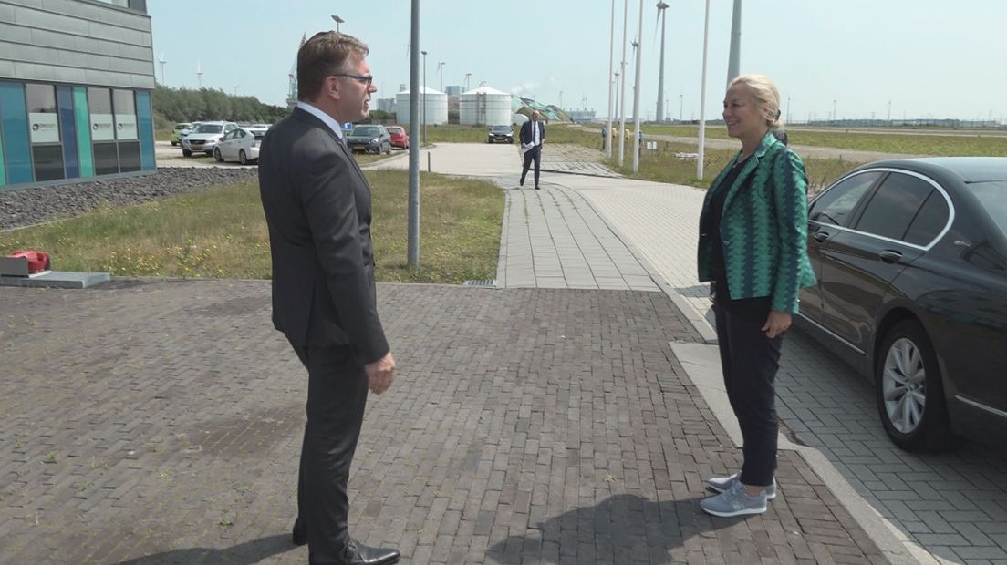 Minister Kaag komt aan in de Eemshaven