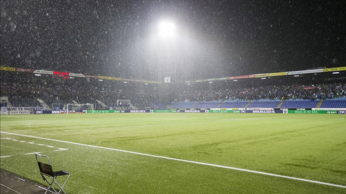 PEC-Groningen gestaakt wegens onweer
