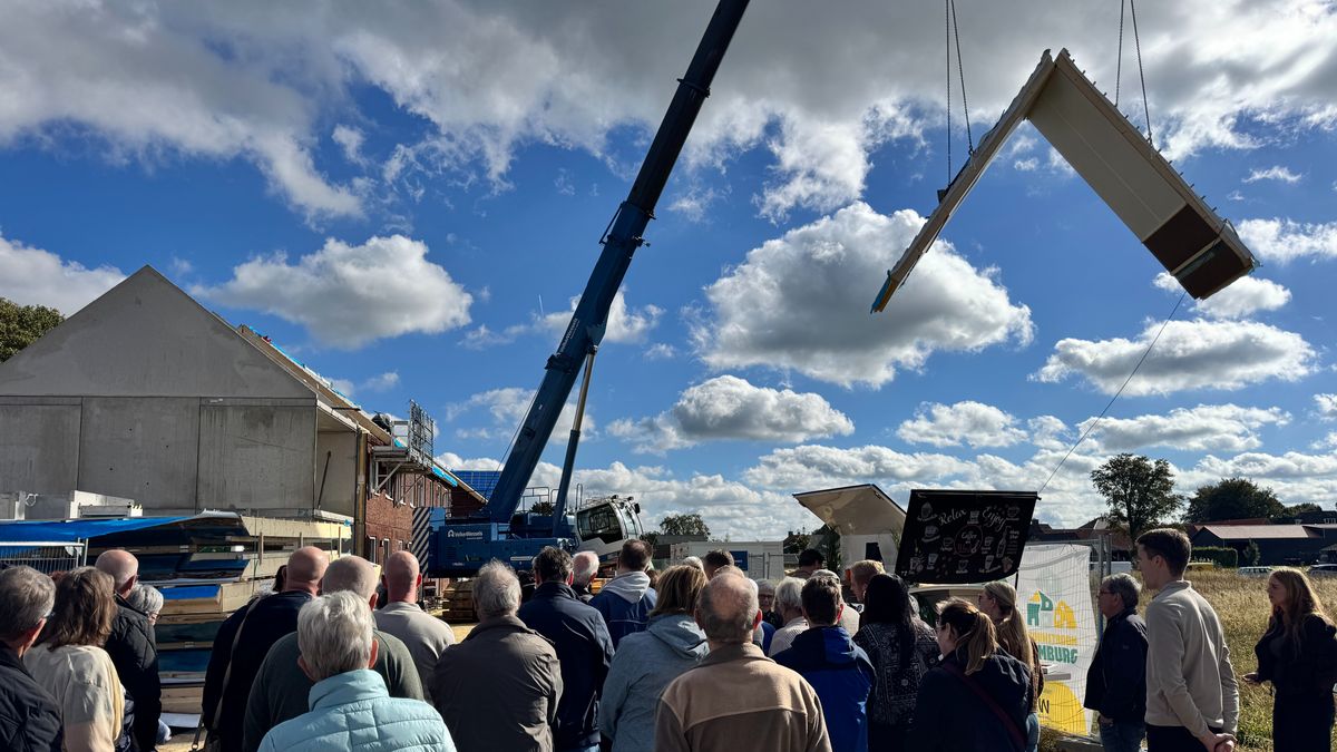 Na 19 jaar staan deze woningen in Schimmert er binnen één dag