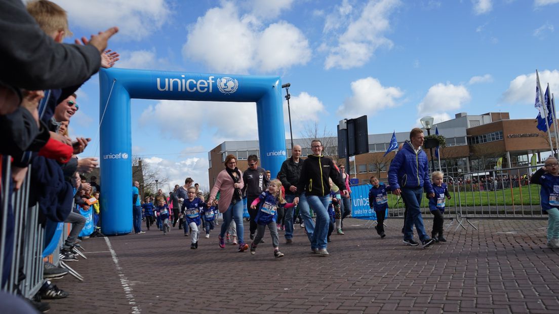 De Unicefloop (Rechten: RTV Drenthe / Kim Stellingwerf)