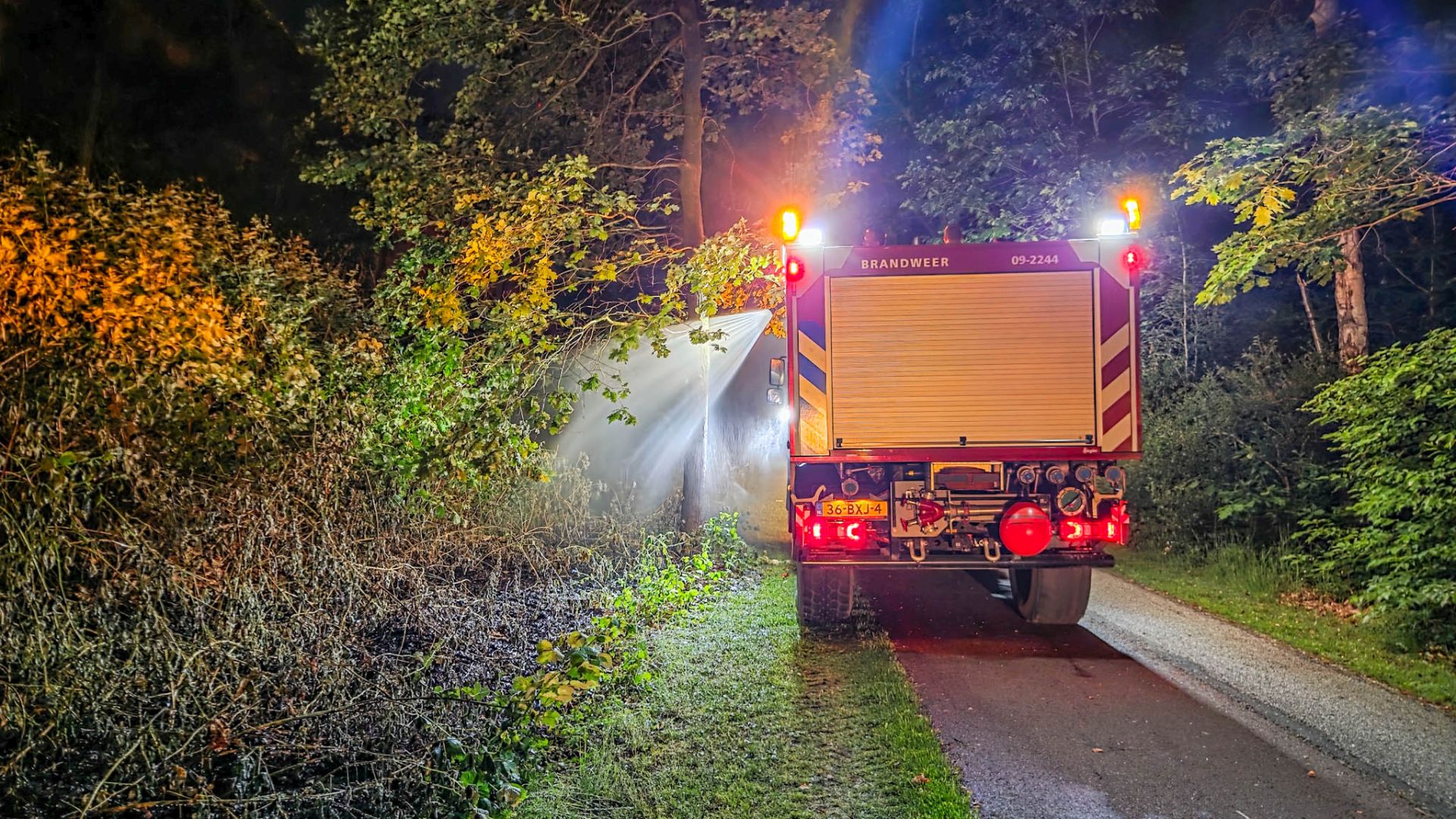 Brand in gortdroog bos in Amersfoort