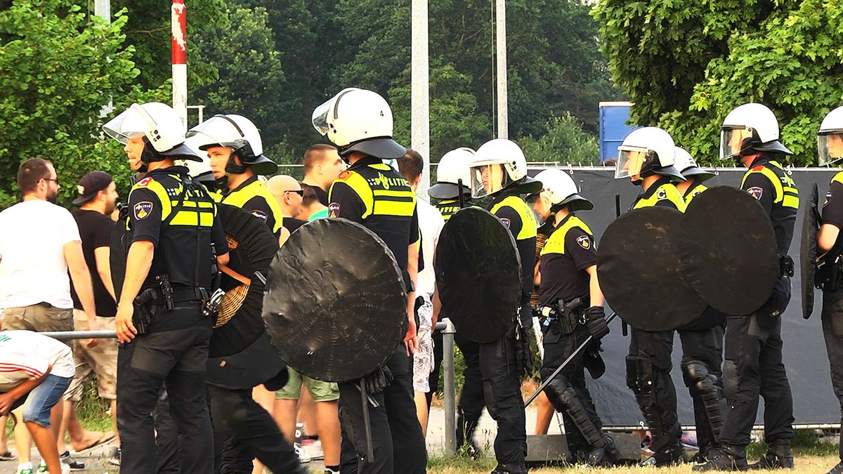 Voetbalrellen in Deventer: man uit Bovensmilde opgepakt