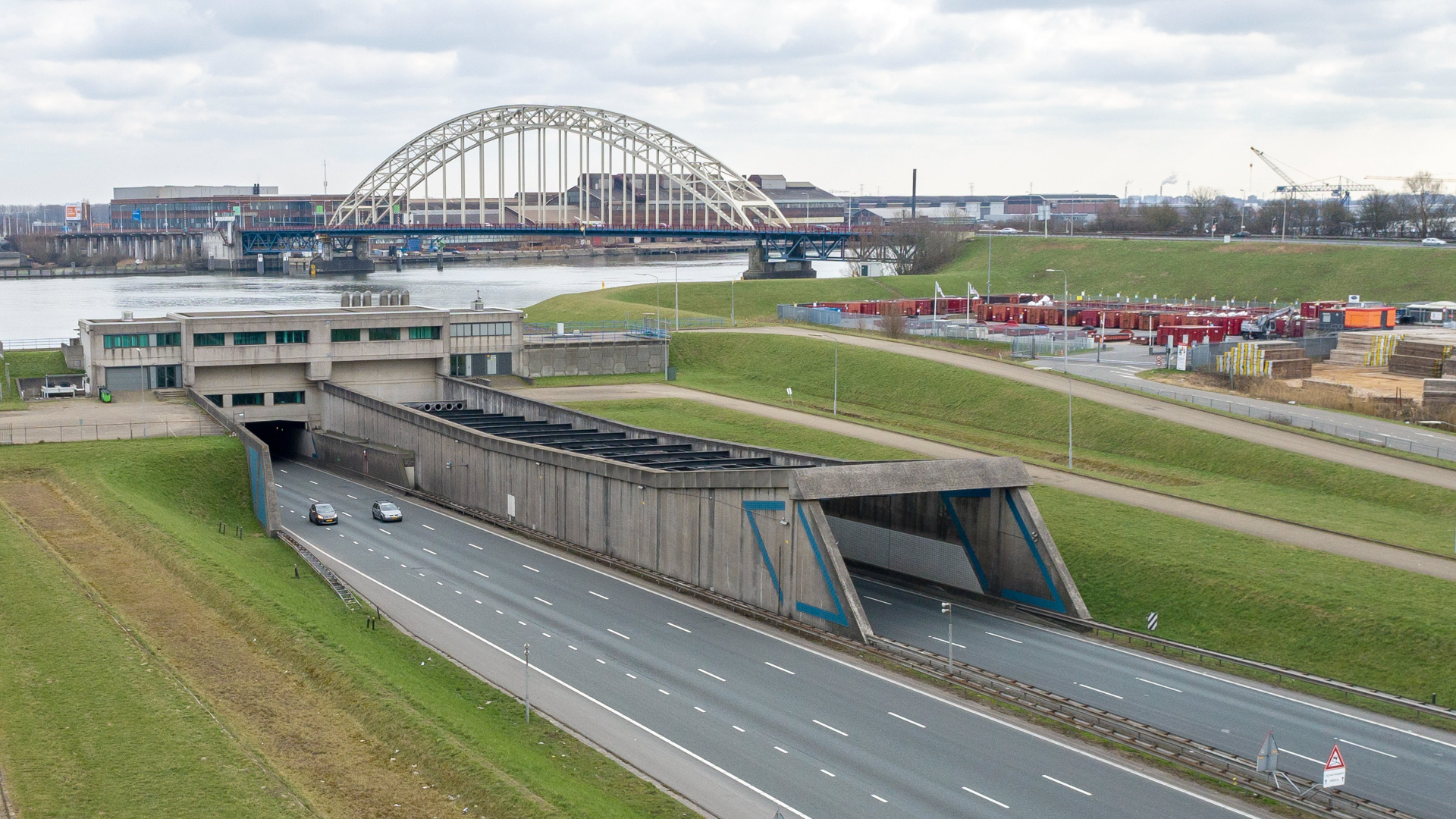 De Noordtunnel gaat 's nachts dicht voor werkzaamheden.