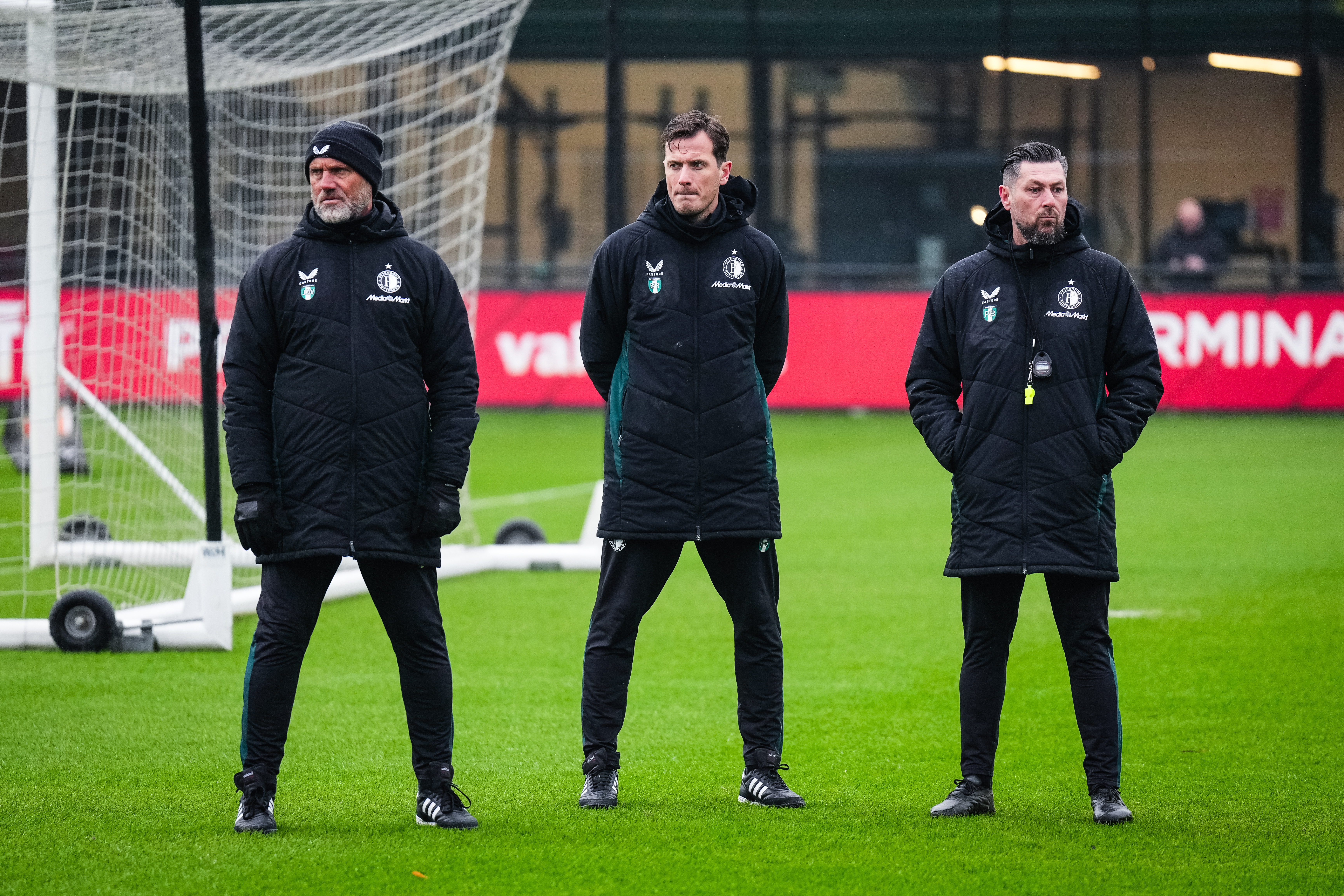 John de Wolf, Etienne Reijnen en Pascal Bosschaart leiden de training van Feyenoord